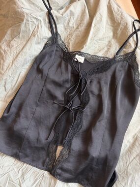 Aritzia Wilfred Lace Tie Top